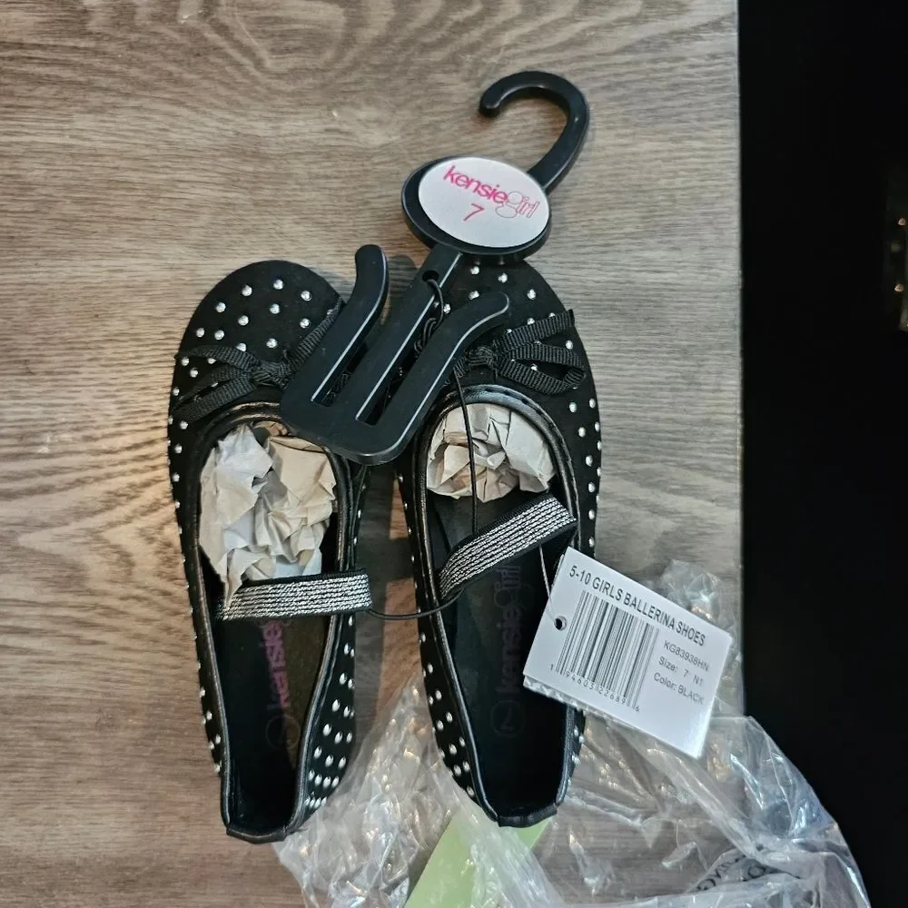 Kensie Girl | Black & Silvertone Studded Mary Jane Ballet Flat - Girls Size 7